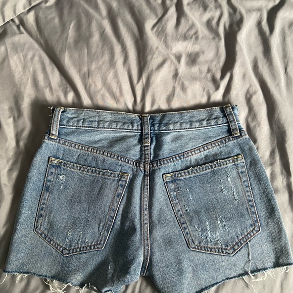 We The Free Jean shorts size 25 - Picture 2 of 4